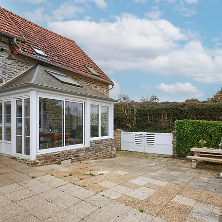 Holiday home Le Rouge Gorge By Interhome Saint-Lo-d'Ourville